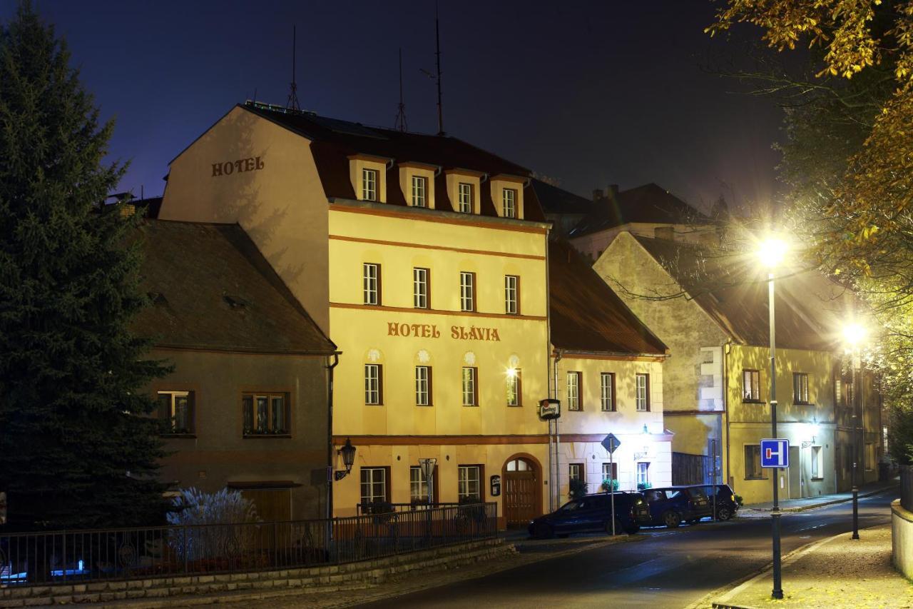 Hotel Slávie Klášterec nad Ohří Exterior foto